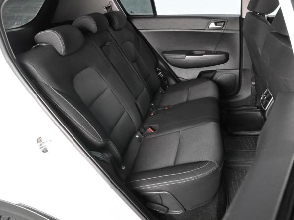 Kia Sportage IV Рестайлинг с пробегом 2021 года, цена 2 675 000 рублей, 88351 км, внедорожник, Автокод Объявления