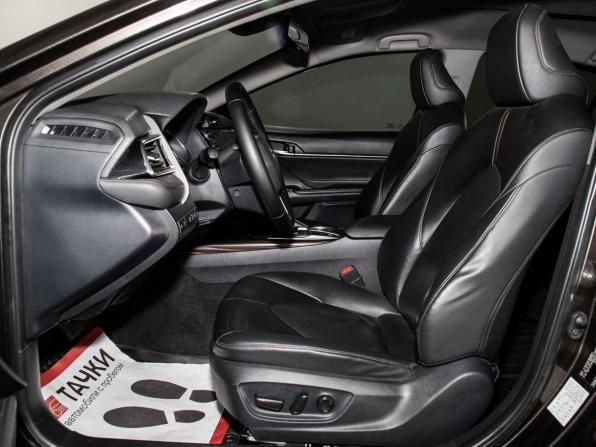 Toyota Camry VIII (XV70) с пробегом 2019 года, цена 2 840 000 рублей, 143001 км, седан, Автокод Объявления