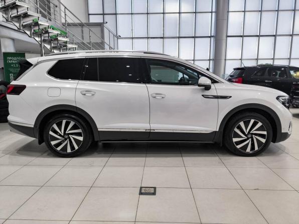Volkswagen Talagon I с пробегом 2022 года, цена 4 450 000 рублей, 40916 км, внедорожник, Автокод Объявления