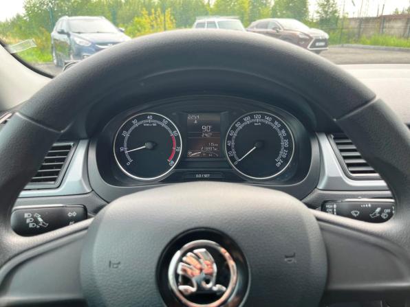 Skoda Rapid I Рестайлинг с пробегом 2019 года, цена 1 094 300 рублей, 213334 км, лифтбек, Автокод Объявления