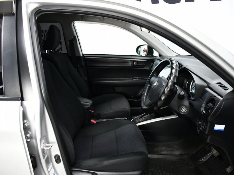 Toyota Corolla XI (E160 E170 E180) Рестайлинг 1 Новосибирск  - изображение 10