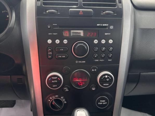 Suzuki Grand Vitara II Рестайлинг с пробегом 2011 года, цена 1 132 000 рублей, 246913 км, внедорожник, Автокод Объявления