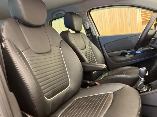 Renault Kaptur I с пробегом 2019 года, цена 1 749 000 рублей, 76000 км, внедорожник, Автокод Объявления