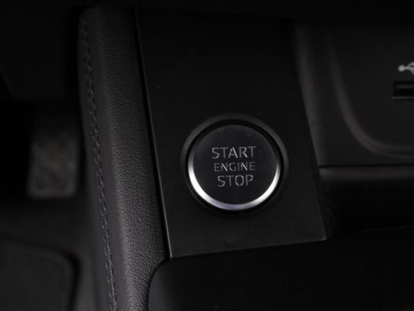 Audi A5 II (F5) Рестайлинг с пробегом 2022 года, цена 4 509 000 рублей, 68038 км, лифтбек, Автокод Объявления