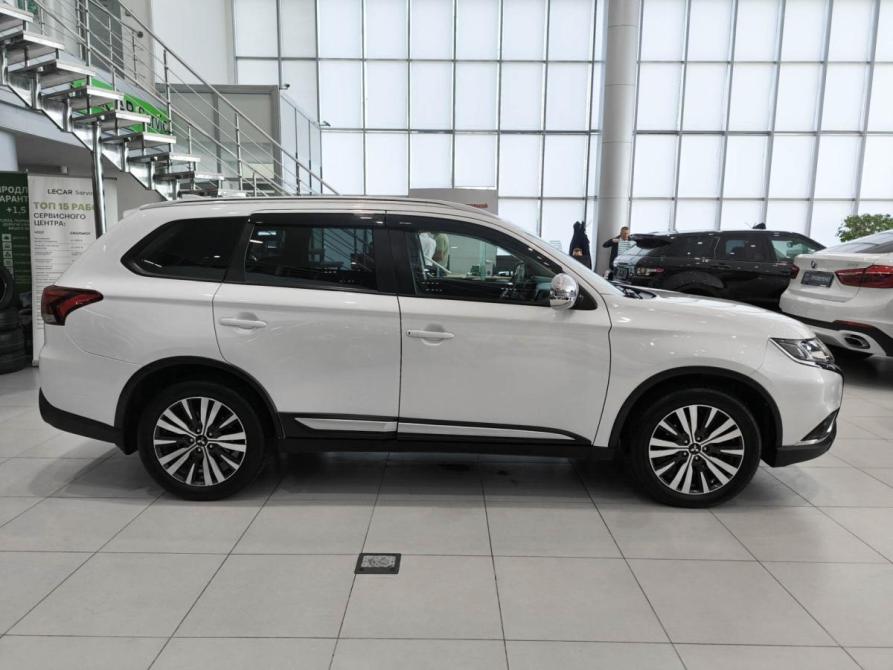 Mitsubishi Outlander III Рестайлинг 3 Казань  - изображение 5