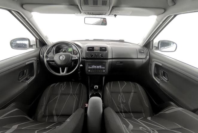 Skoda Fabia II Рестайлинг с пробегом 2014 года, цена 550 000 рублей, 196000 км, хэтчбек, Автокод Объявления