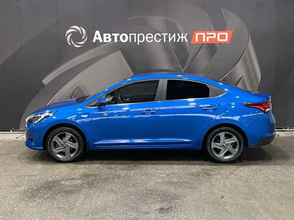 Hyundai Solaris II Рестайлинг с пробегом 2021 года, цена 1 830 000 рублей, 45257 км, седан, Автокод Объявления
