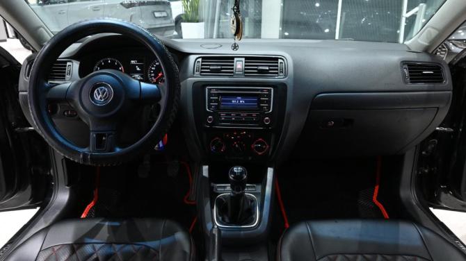 Volkswagen Jetta VI Рестайлинг с пробегом 2014 года, цена 929 000 рублей, 177787 км, седан, Автокод Объявления