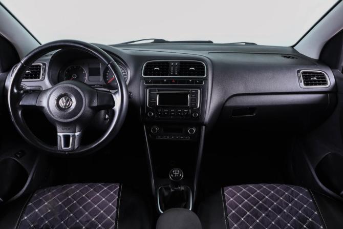 Volkswagen Polo V с пробегом 2013 года, цена 719 000 рублей, 235000 км, седан, Автокод Объявления