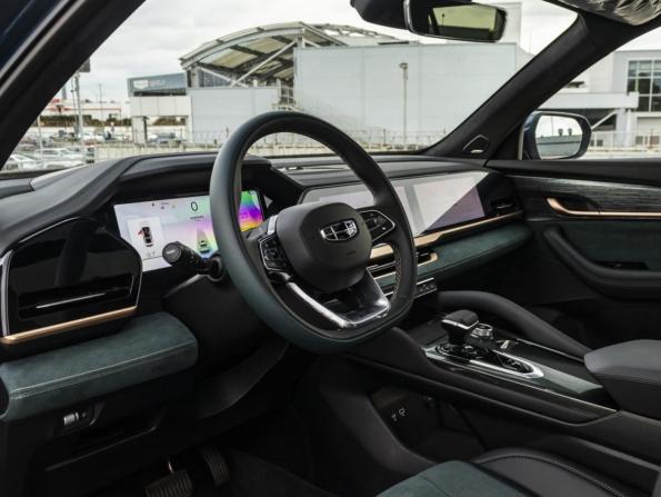 Geely Monjaro I с пробегом 2023 года, цена 3 800 000 рублей, 126 км, внедорожник, Автокод Объявления