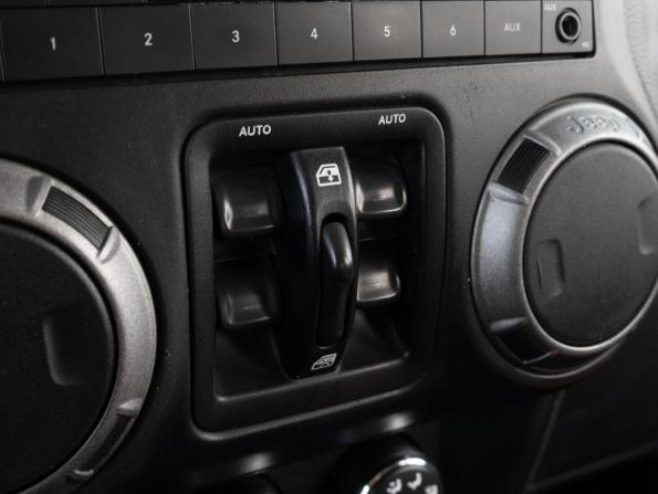 Jeep Wrangler III (JK) с пробегом 2013 года, цена 2 500 000 рублей, 130138 км, внедорожник, Автокод Объявления
