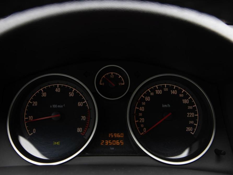 Opel Astra H Рестайлинг Москва  - изображение 9