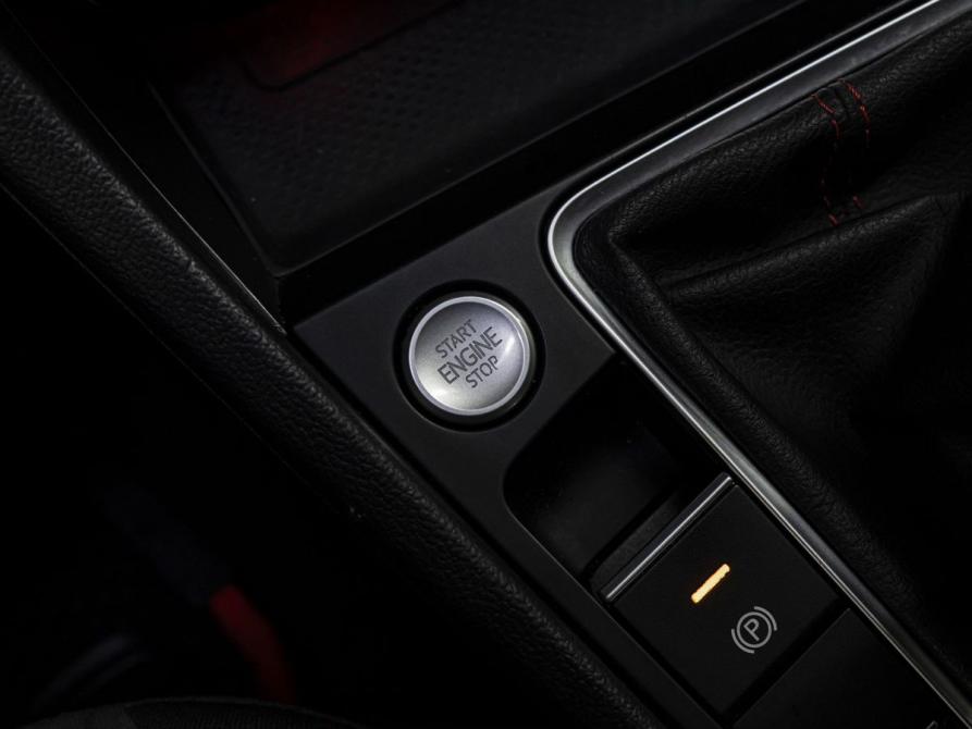 Volkswagen Jetta VII Рестайлинг Тюмень  - изображение 22