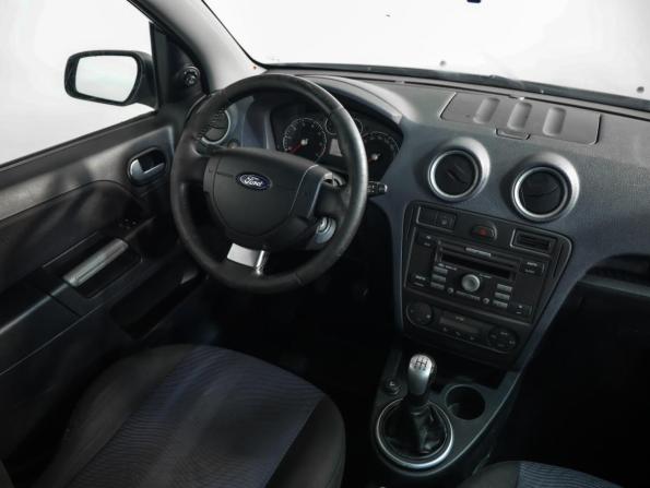 Ford Fusion I Рестайлинг с пробегом 2007 года, цена 299 777 рублей, 360000 км, хэтчбек, Автокод Объявления