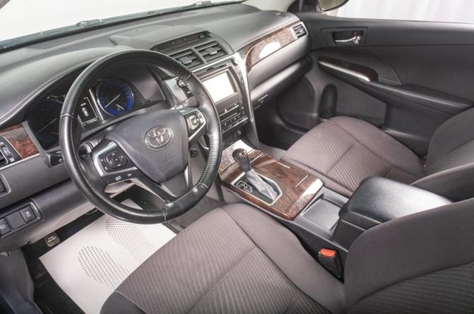 Toyota Camry VII (XV50) Рестайлинг 2 с пробегом 2018 года, цена 2 399 000 рублей, 112000 км, седан, Автокод Объявления