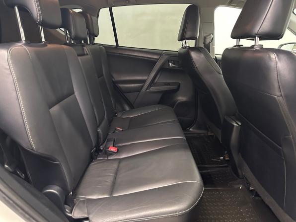 Toyota RAV4 IV (XA40) с пробегом 2013 года, цена 1 970 000 рублей, 207780 км, внедорожник, Автокод Объявления