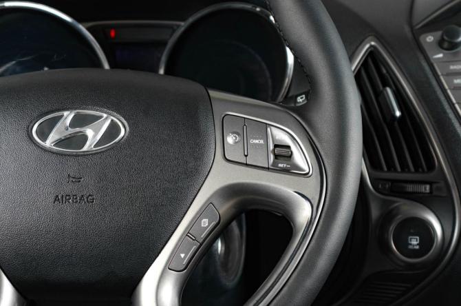 Hyundai ix35 I с пробегом 2013 года, цена 1 359 000 рублей, 208000 км, внедорожник, Автокод Объявления