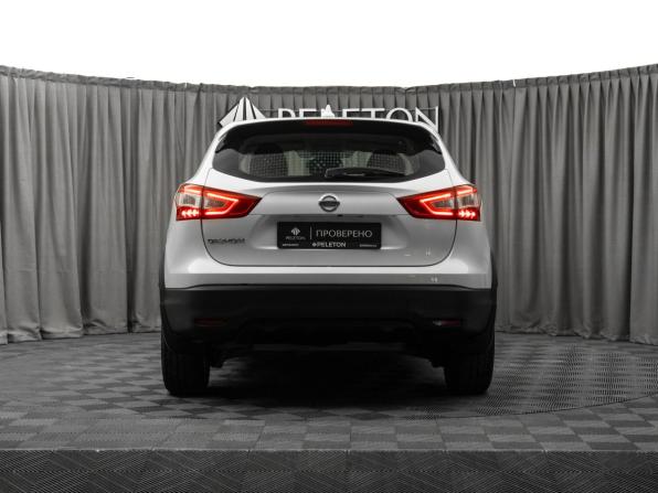 Nissan Qashqai II с пробегом 2017 года, цена 1 640 000 рублей, 126114 км, внедорожник, Автокод Объявления