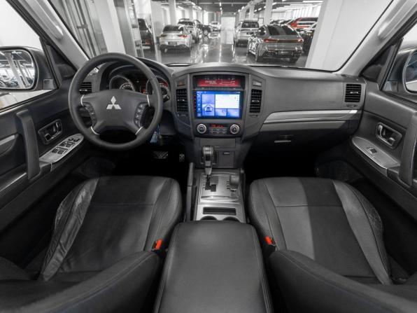 Mitsubishi Pajero IV Рестайлинг 1 с пробегом 2012 года, цена 1 830 000 рублей, 267695 км, внедорожник, Автокод Объявления