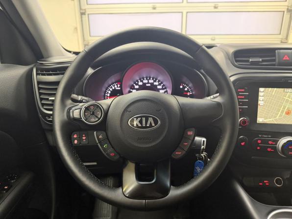 Kia Soul II Рестайлинг с пробегом 2017 года, цена 1 700 000 рублей, 86948 км, хэтчбек, Автокод Объявления