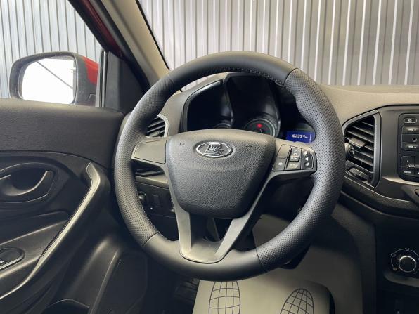 Lada (ВАЗ) XRAY I с пробегом 2018 года, цена 877 000 рублей, 102354 км, хэтчбек, Автокод Объявления