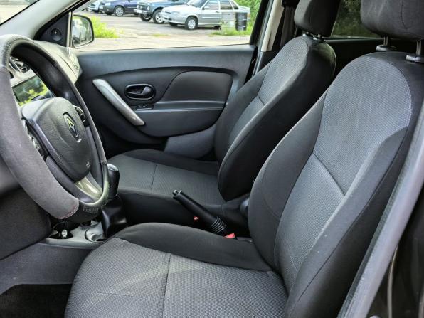 Renault Sandero II с пробегом 2015 года, цена 579 000 рублей, 188000 км, хэтчбек, Автокод Объявления