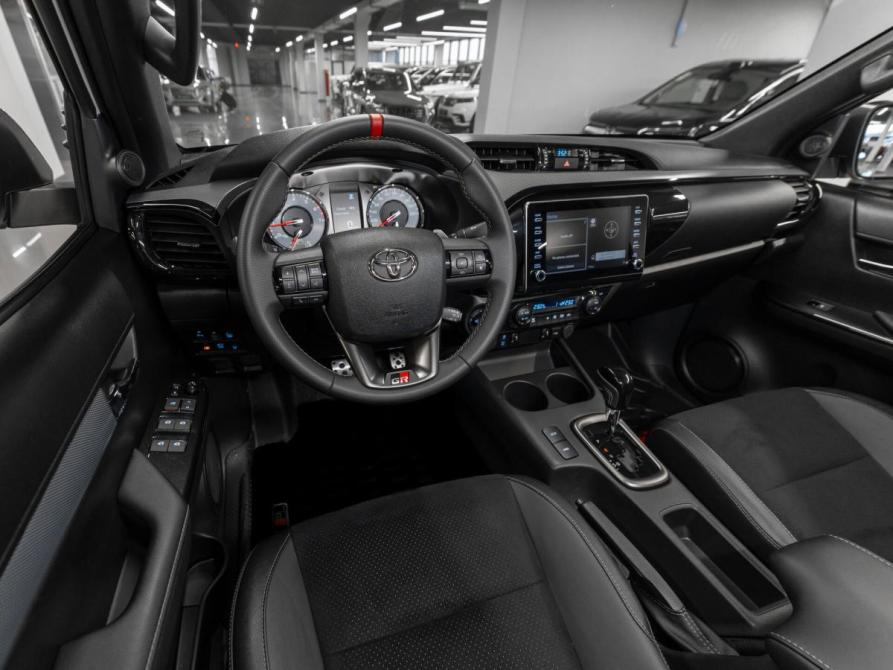 Toyota Hilux VIII Рестайлинг 2 Москва  - изображение 7