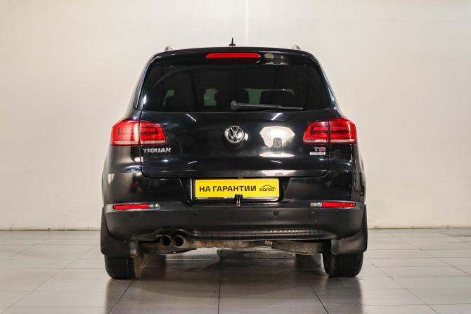 Volkswagen Tiguan I Рестайлинг с пробегом 2016 года, цена 1 819 000 рублей, 137000 км, внедорожник, Автокод Объявления