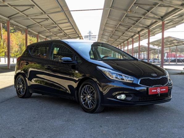 Kia Ceed II с пробегом 2012 года, цена 899 900 рублей, 253000 км, хэтчбек, Автокод Объявления