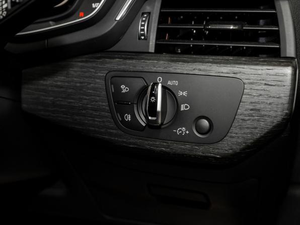 Audi A4 V (B9) с пробегом 2017 года, цена 2 030 000 рублей, 61482 км, универсал, Автокод Объявления