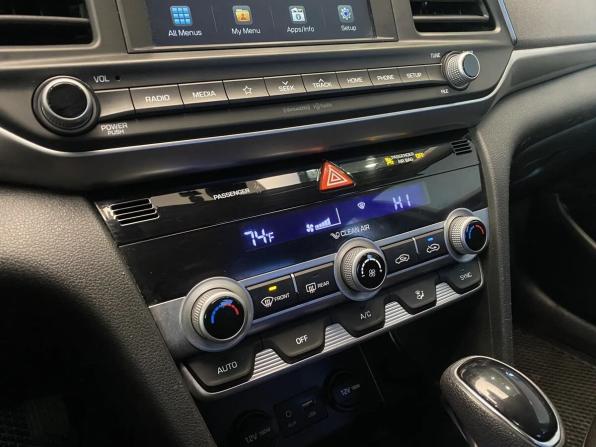 Hyundai Elantra VI (AD) Рестайлинг с пробегом 2019 года, цена 1 299 000 рублей, 123500 км, седан, Автокод Объявления