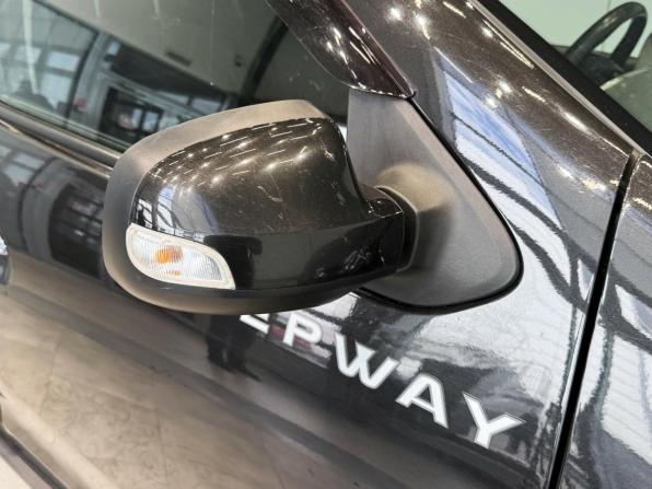 Renault Sandero II с пробегом 2015 года, цена 820 000 рублей, 94180 км, хэтчбек, Автокод Объявления