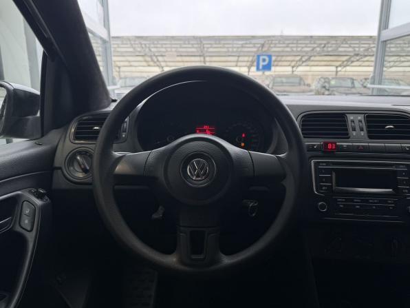 Volkswagen Polo V с пробегом 2014 года, цена 560 000 рублей, 165145 км, седан, Автокод Объявления