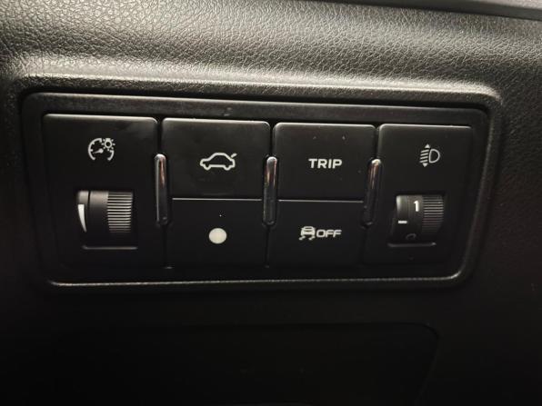 Geely Emgrand 7 I Рестайлинг с пробегом 2019 года, цена 899 000 рублей, 91800 км, седан, Автокод Объявления