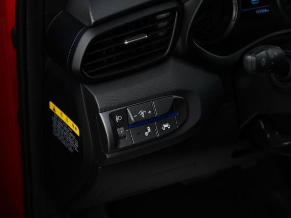 Hyundai Veloster II с пробегом 2018 года, цена 1 577 077 рублей, 153068 км, хэтчбек, Автокод Объявления