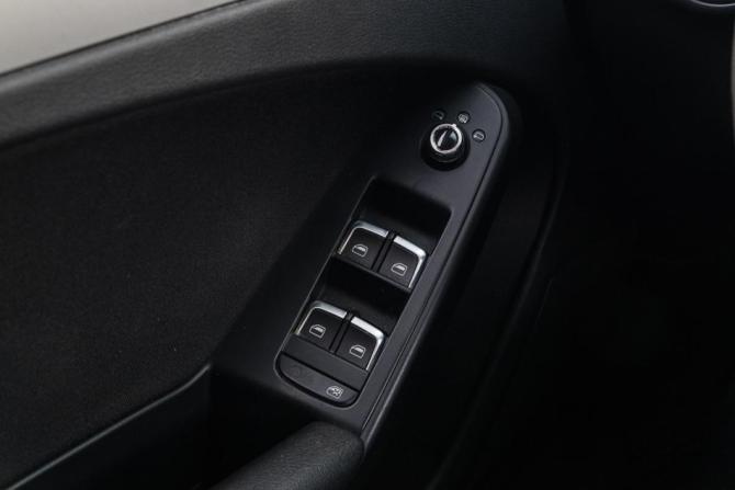 Audi A4 IV (B8) Рестайлинг с пробегом 2013 года, цена 1 150 000 рублей, 144829 км, универсал, Автокод Объявления