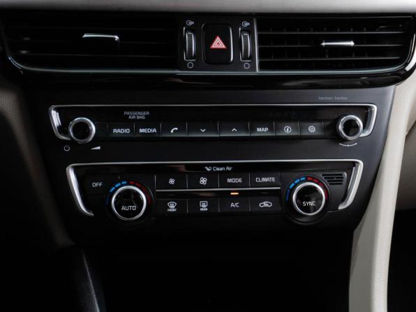 Kia Optima IV с пробегом 2016 года, цена 1 599 000 рублей, 177041 км, седан, Автокод Объявления