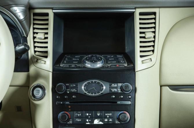Infiniti FX II (S51) Рестайлинг с пробегом 2012 года, цена 1 749 000 рублей, 210000 км, внедорожник, Автокод Объявления