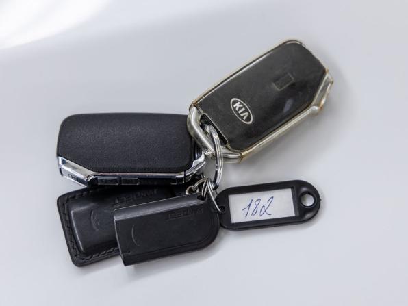 Kia Sportage IV Рестайлинг с пробегом 2019 года, цена 2 098 000 рублей, 77064 км, внедорожник, Автокод Объявления