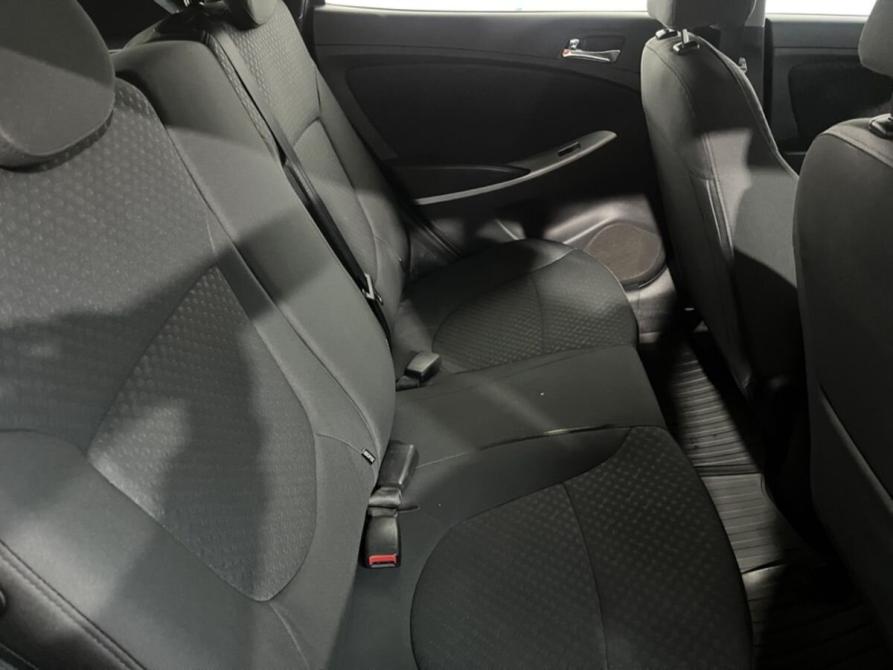Hyundai Solaris I Курск  - изображение 16