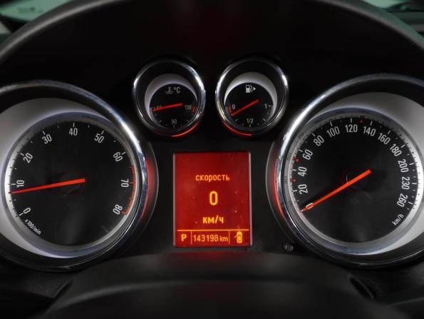 Opel Astra J Рестайлинг с пробегом 2013 года, цена 899 000 рублей, 143198 км, хэтчбек, Автокод Объявления