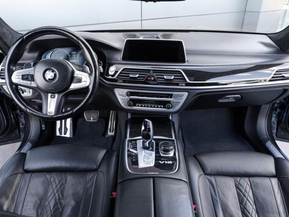 BMW 7 серии VI (G11/G12) с пробегом 2018 года, цена 4 398 000 рублей, 163408 км, седан, Автокод Объявления