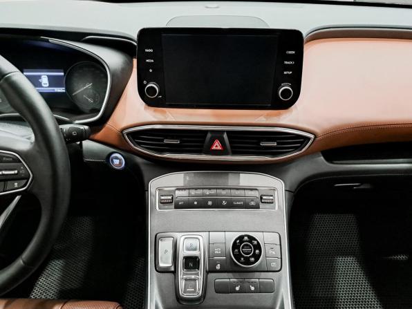 Hyundai Santa Fe IV Рестайлинг с пробегом 2021 года, цена 3 650 000 рублей, 71860 км, внедорожник, Автокод Объявления