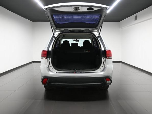 Mitsubishi Outlander III Рестайлинг 2 с пробегом 2015 года, цена 1 395 000 рублей, 249303 км, внедорожник, Автокод Объявления