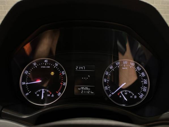 Skoda Octavia II (A5) Рестайлинг с пробегом 2012 года, цена 800 000 рублей, 211120 км, лифтбек, Автокод Объявления