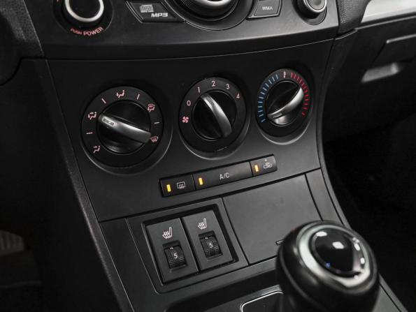 Mazda 3 II (BL) Рестайлинг с пробегом 2012 года, цена 999 111 рублей, 136649 км, хэтчбек, Автокод Объявления