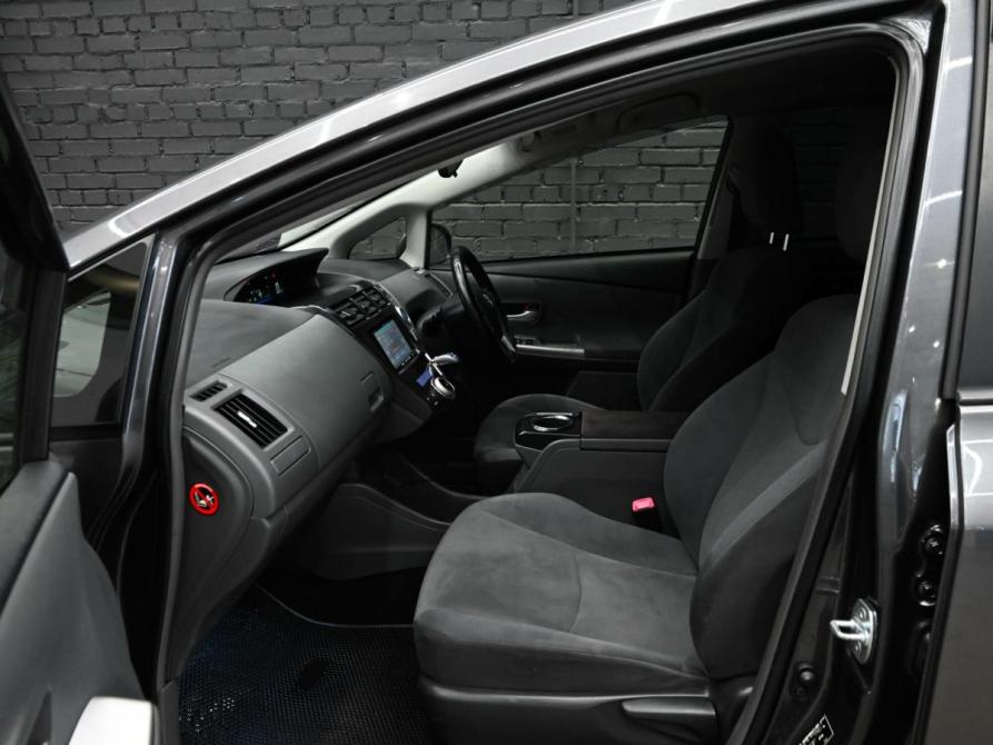 Toyota Prius Alpha I (ZVW40/41) Екатеринбург  - изображение 10