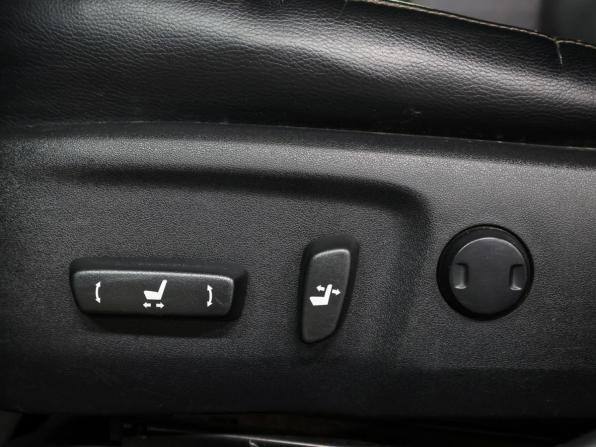 Toyota Camry VII (XV50) Рестайлинг с пробегом 2016 года, цена 1 849 000 рублей, 219815 км, седан, Автокод Объявления