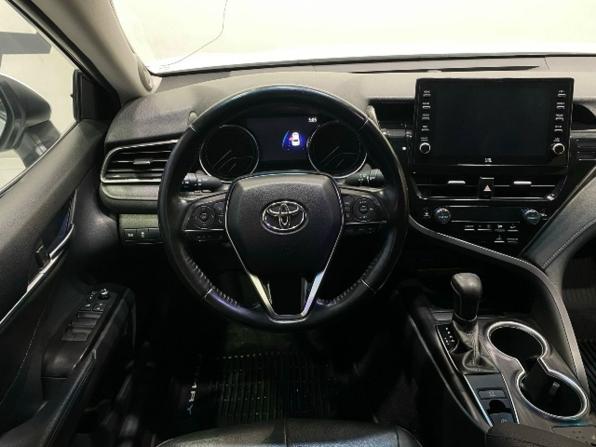 Toyota Camry VIII (XV70) Рестайлинг с пробегом 2021 года, цена 3 149 900 рублей, 164000 км, седан, Автокод Объявления