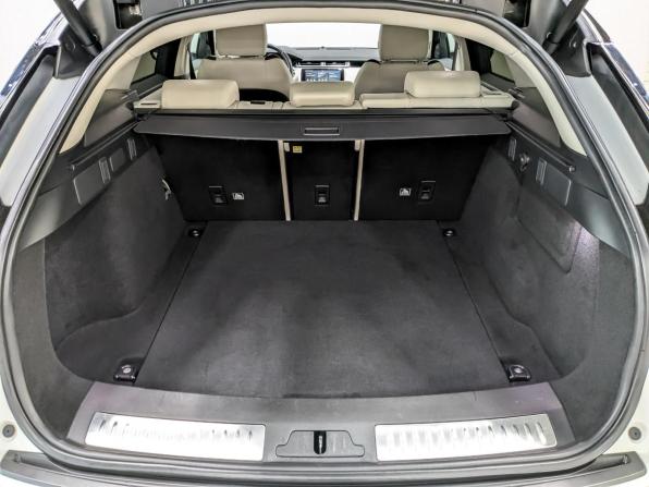 Land Rover Range Rover Velar I с пробегом 2017 года, цена 3 350 000 рублей, 123026 км, внедорожник, Автокод Объявления